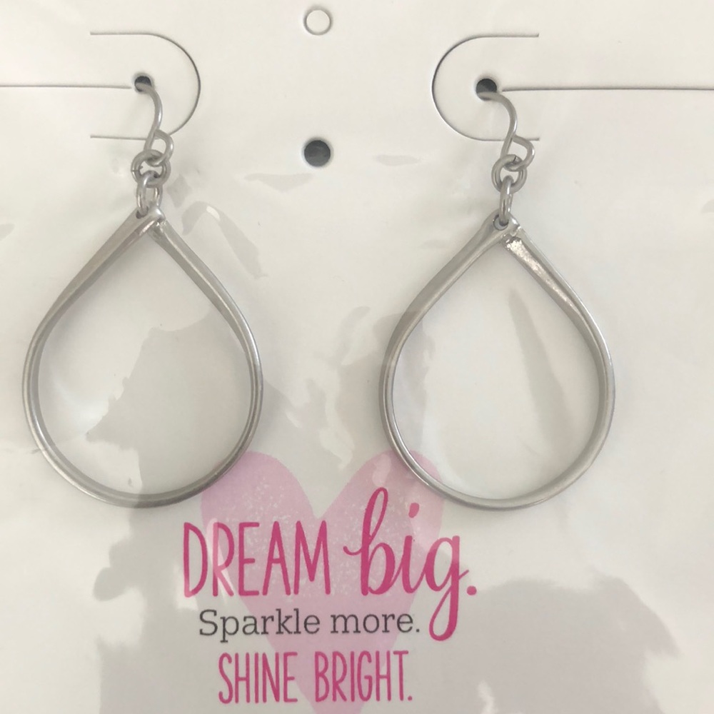 Thirty-one Earings